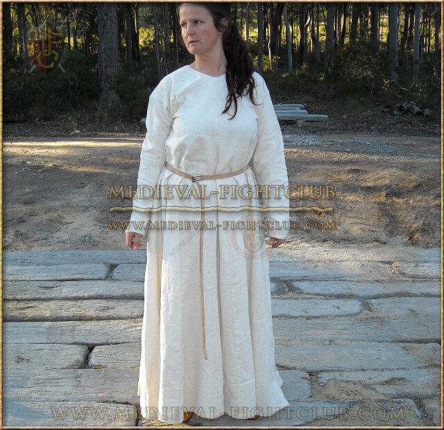 Simple Heavy Fabric Chemise