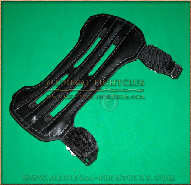 Arm Guard modern black