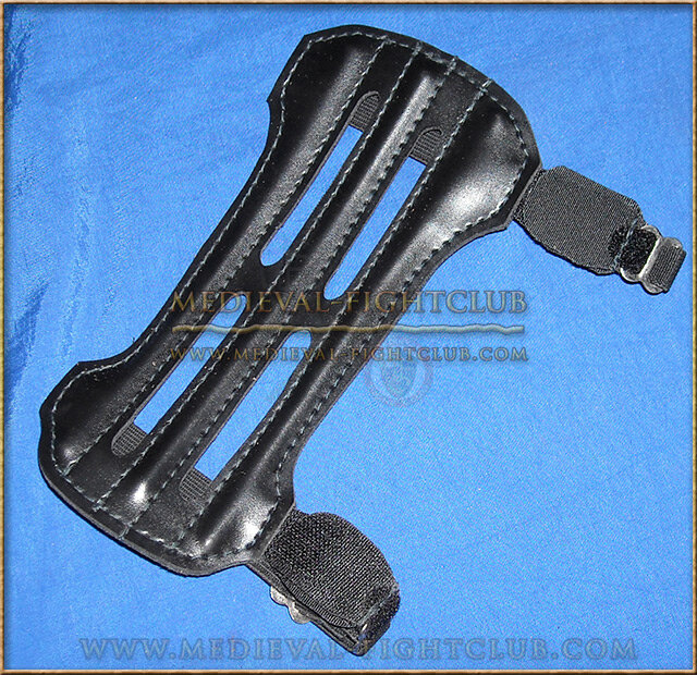 Arm Guard modern black