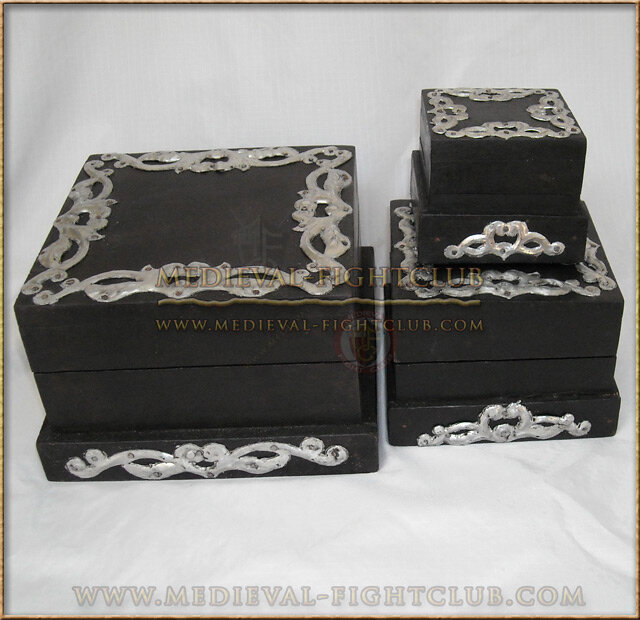 Black and Silver box - nest of 3