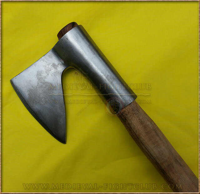 13thC - Footmans axe