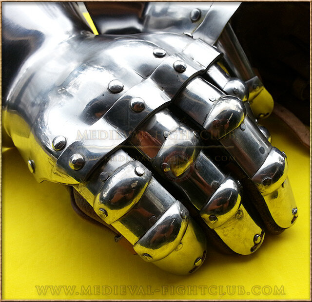 finger plates of steel gauntlet