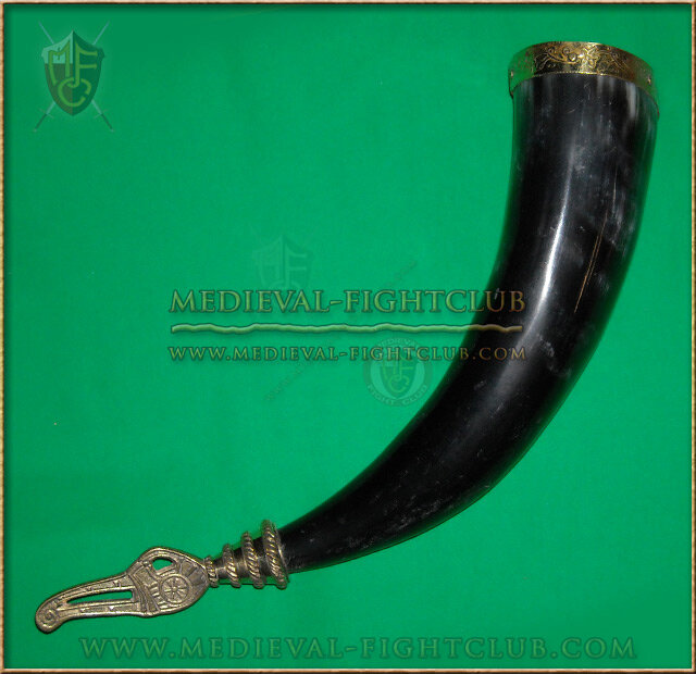 Drinking Horn - 'bird of prey' finial
